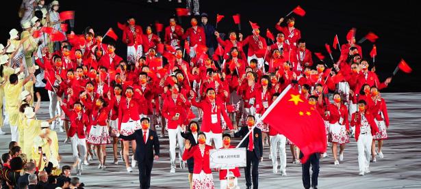 IMsports中国官方网站-孙颖莎对阵中国女排展开拉锯大战，最终险胜对手